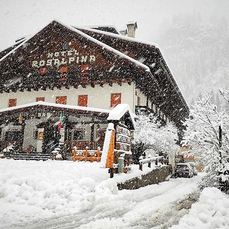 Hotel Rosalpina ร็อคคา ปิเอโตเร ภายนอก รูปภาพ