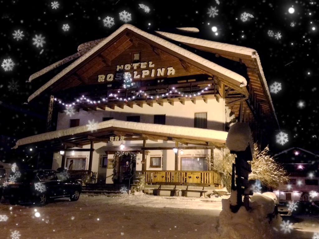 Hotel Rosalpina ร็อคคา ปิเอโตเร ภายนอก รูปภาพ
