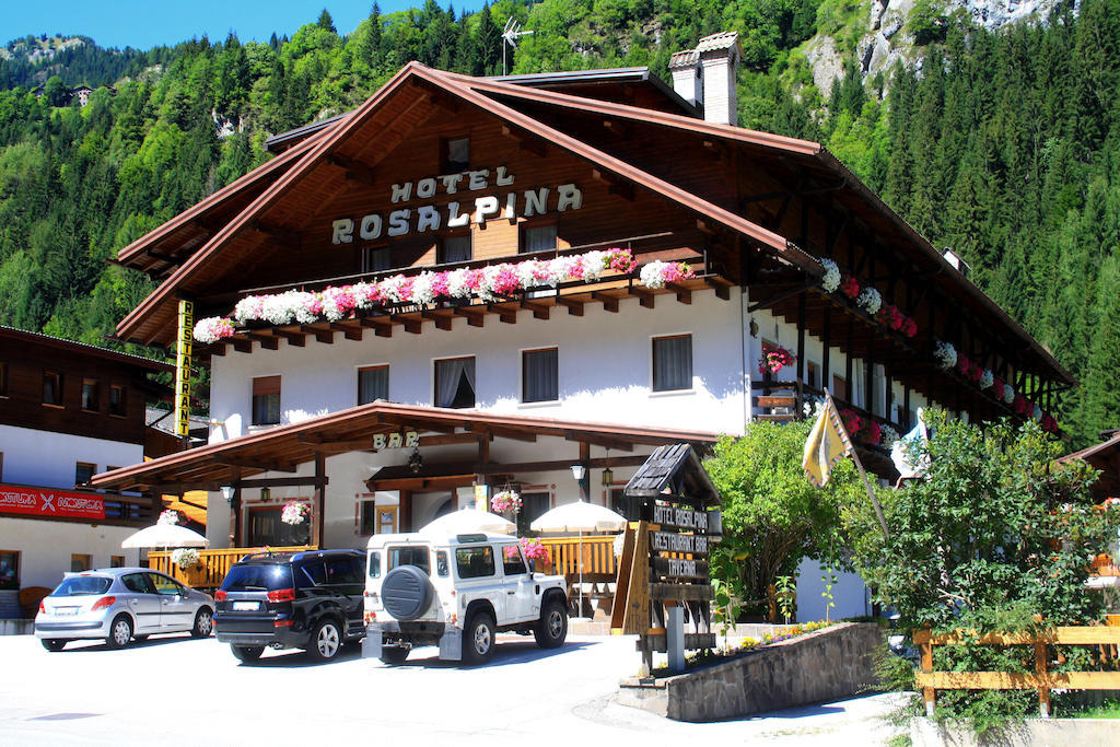Hotel Rosalpina ร็อคคา ปิเอโตเร ภายนอก รูปภาพ